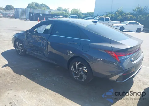 2024 Hyundai Elantra Sel z USA, uszkodzony, nr VIN KMHLS4DG8RU734487